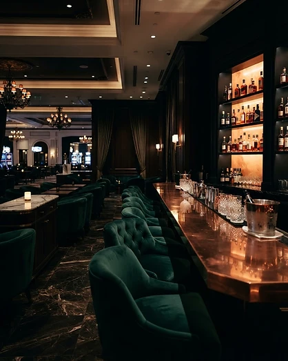 The Argent Lounge at the Ravelozylos Casino Hotel